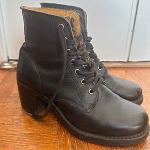 Frye Sabrina Lace Up Combat Boots